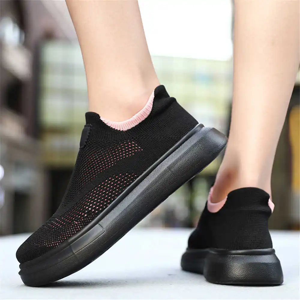 Office Tech Typing - Stoking Platform sepatu cokelat untuk wanita